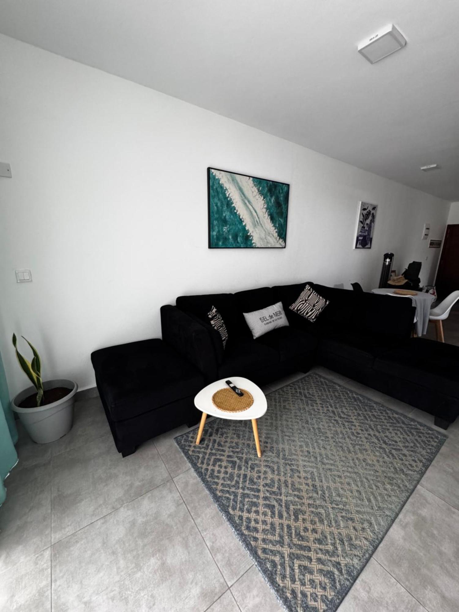 Sandstone Apartment A Walk To The Beach Flic en Flac Bagian luar foto